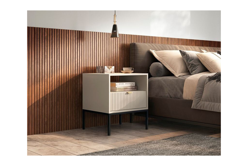 Stolik nocny NOVA S54 cash/cz